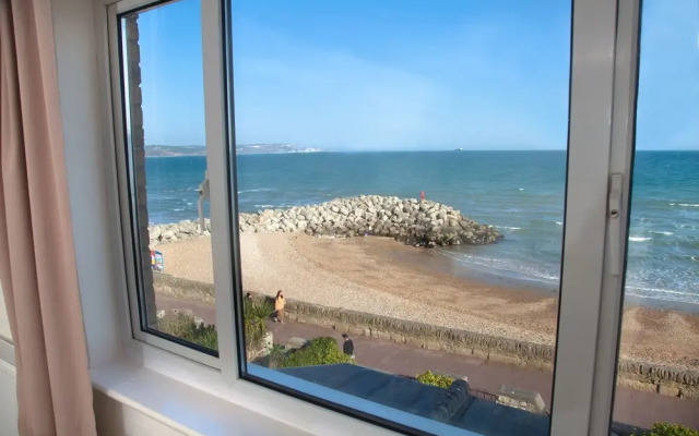 Weymouth Bay Apartment C