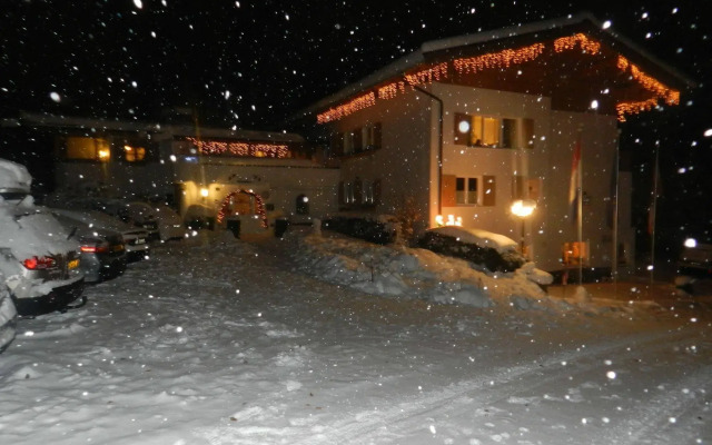 Pension und Appartements Hartkaiser