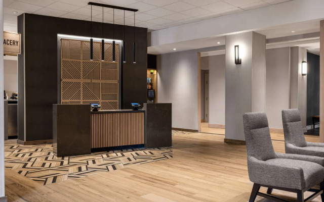 Hyatt Place Orlando Airport