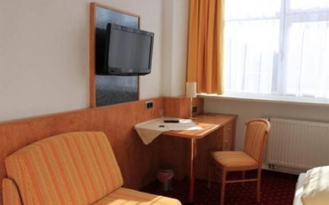 AaRa Hotel
