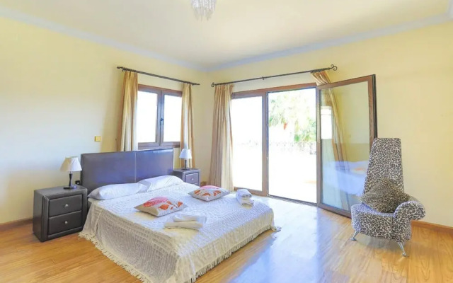 Luxury Villa Dioni in Paralimni