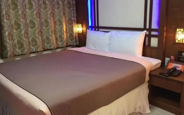 Baankuer Place and Spa
