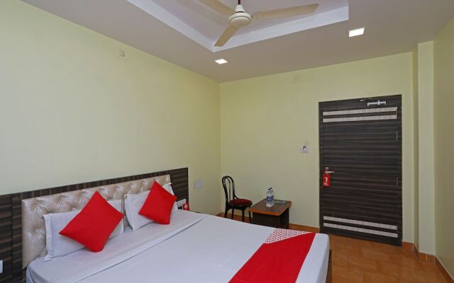 OYO 29689 Hotel Pramod