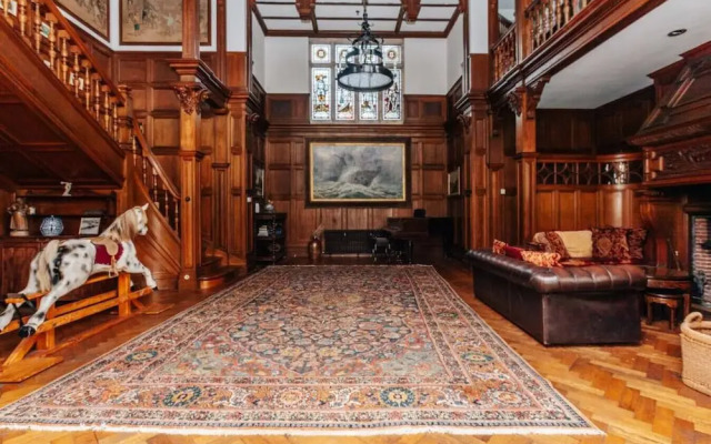 Waterfront Retreat in Hambleden