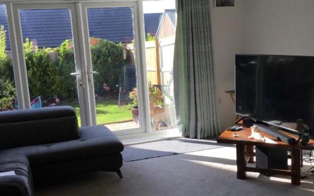 2 Lapwing Drive