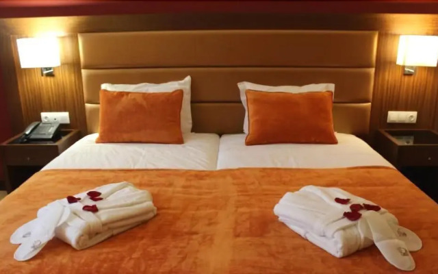 Palace Hotel Astúrias & Spa