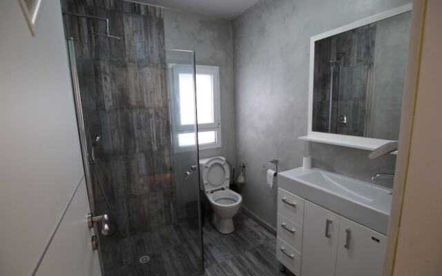 The Seasons Beach Design Studio Sea View