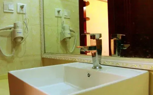 Tengchong Haiquan Hotel