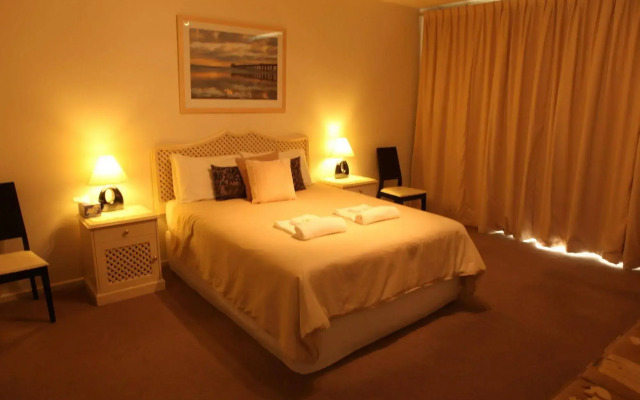 Glenelg Beachside Apartments