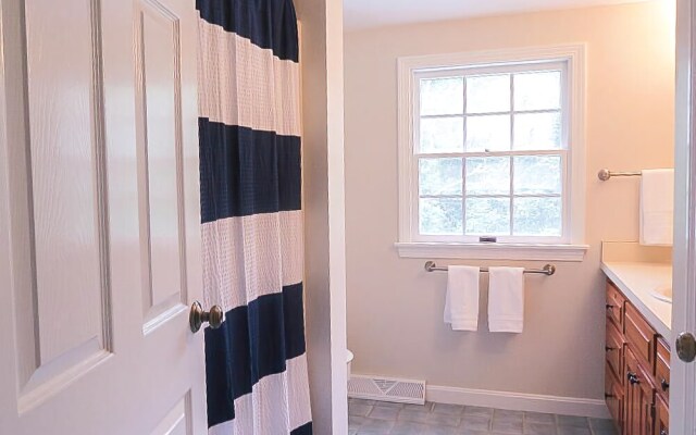 80 Barn Hill Road - Three Bedroom House