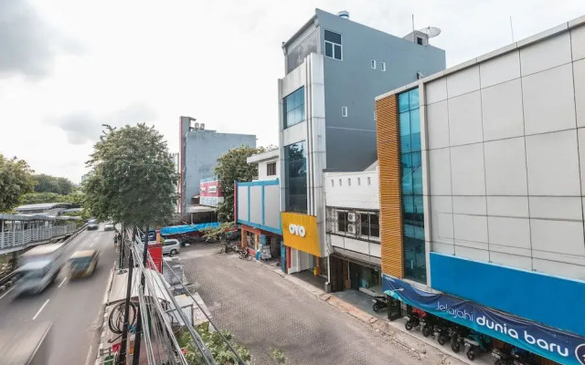 OYO 386 Hey Hotel