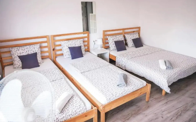 Pokoje i Apartamenty na Szkolnej