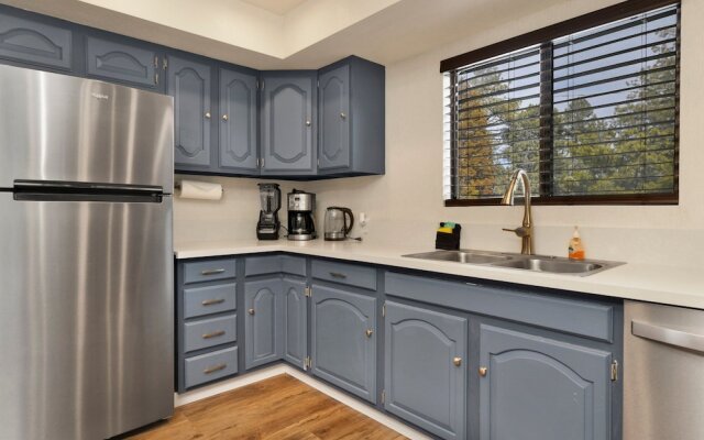 Whispering Forest Chalet #2169