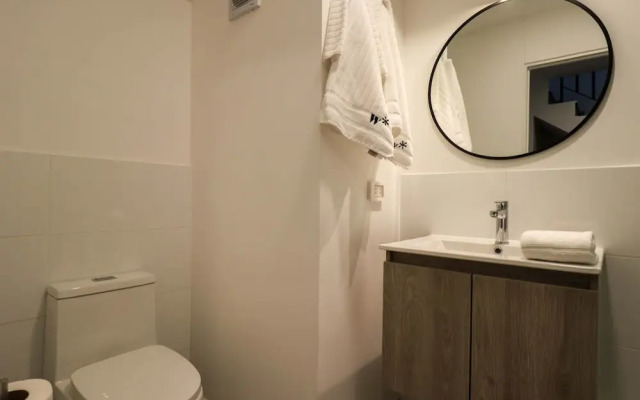 w Stunpedous 2BR w Perfect Balcony in Cusco