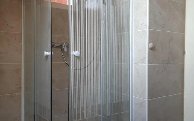 8 féröhelyes apartman