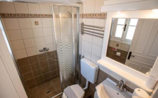 Vlachos Apartments