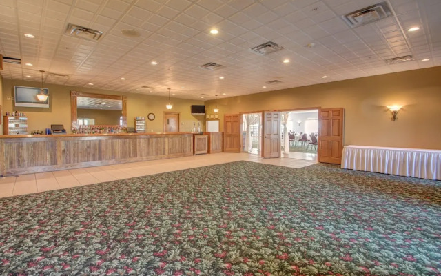 Deer Valley Lodge & Golf