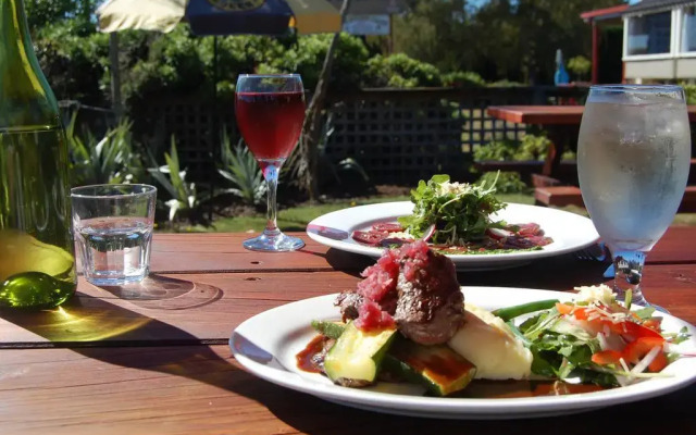 Te Anau Manapouri Lake Hotel