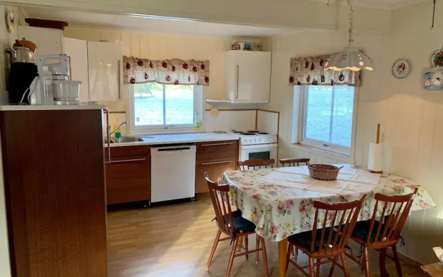 6 Person Holiday Home in Brandasund