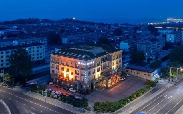 Penglai Hotel (Penglai Pavilion Scenic Area Pengchangke Port Branch)