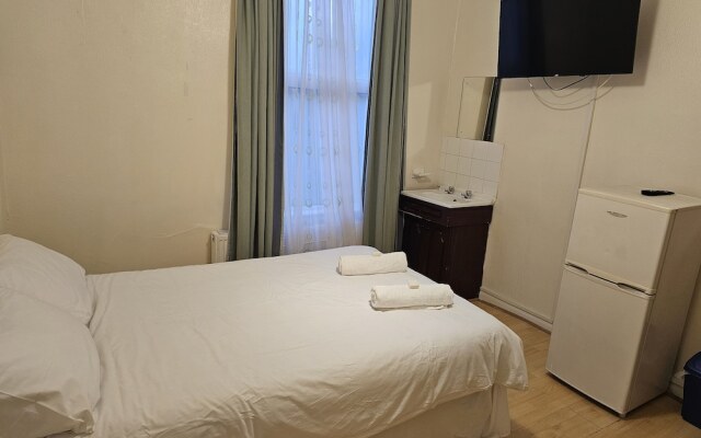 Bruce Rooms