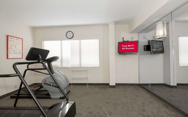 Red Roof Inn & Suites Newnan