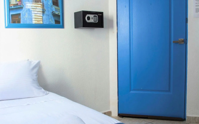 Mora Apartment by Andiani