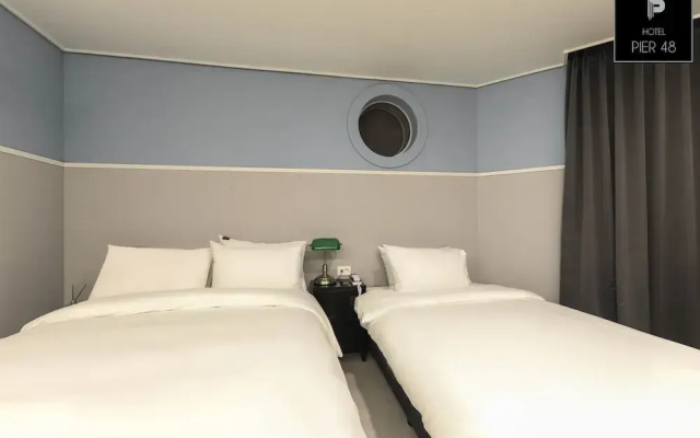 Hotel Pier 48