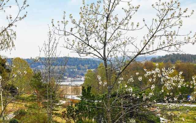 6 Person Holiday Home in Uddevalla