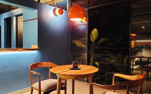 Hotel Doblell Near Provenza by Wynwood House