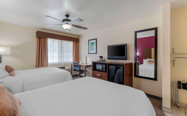 Best Western Pineywoods Inn