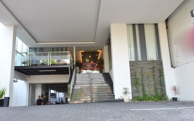 ZEN Rooms Basic Kedung Sari Wonorejo