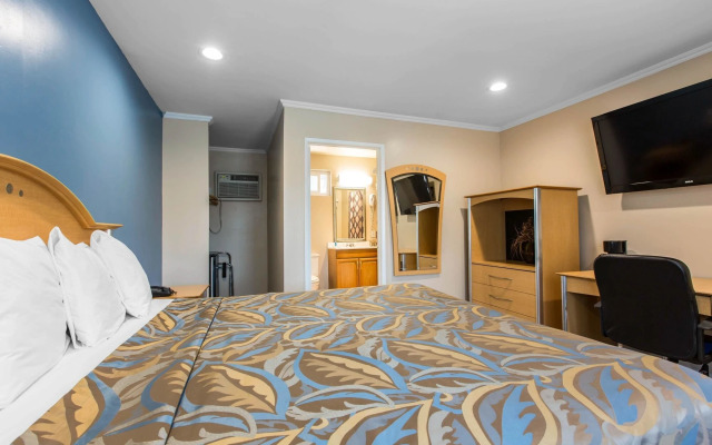 Rodeway Inn Escondido Downtown