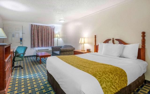 Rodeway Inn