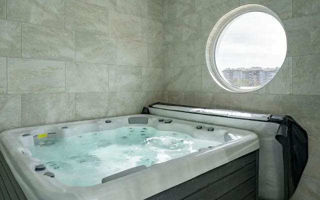Lagos Marina View 3 With Pool by Homing