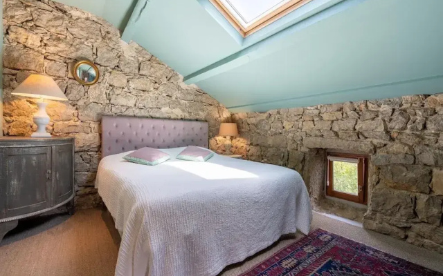 Beautiful Holiday Home With Private Pool