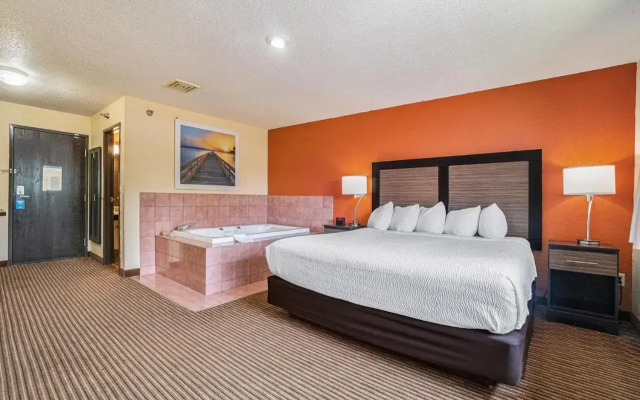 Super 8 Traverse City Mi