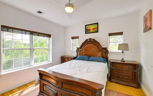 Pet-friendly Southampton Paradise With Pool!