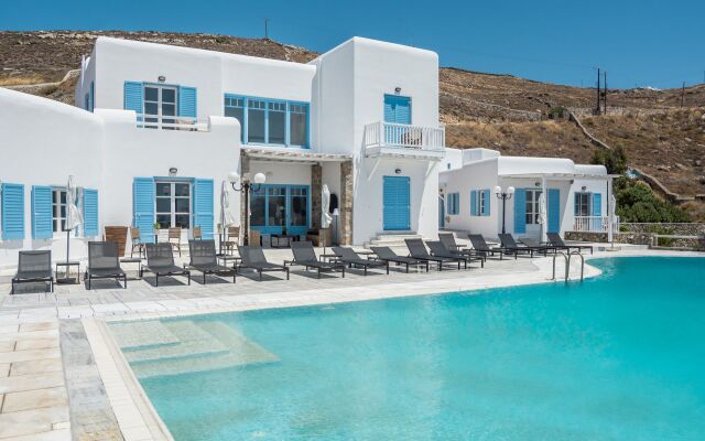 Capo Di Mykonos Resort