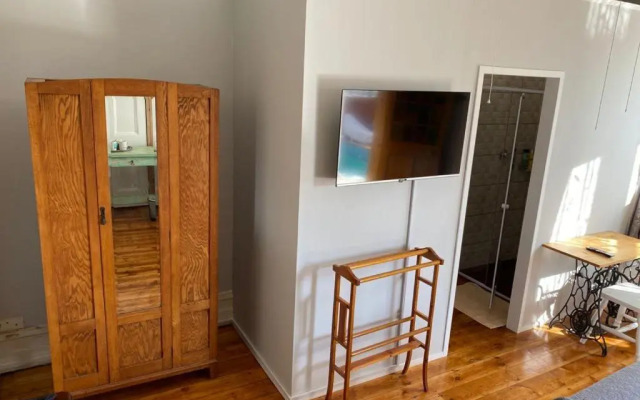 Heath Villa - private room