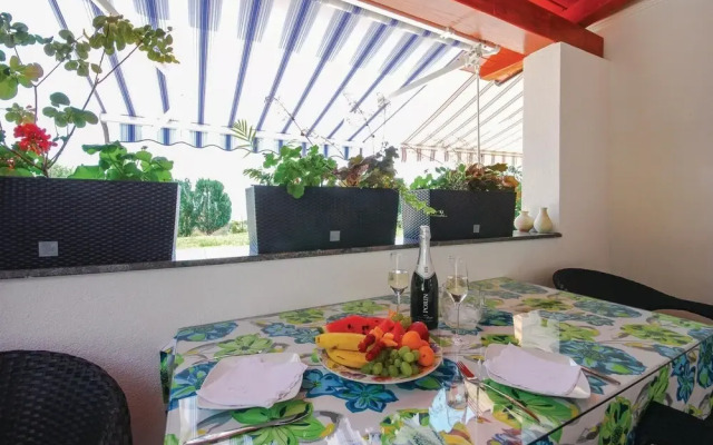 Amazing Home in Ika With Wifi and 1 Bedrooms