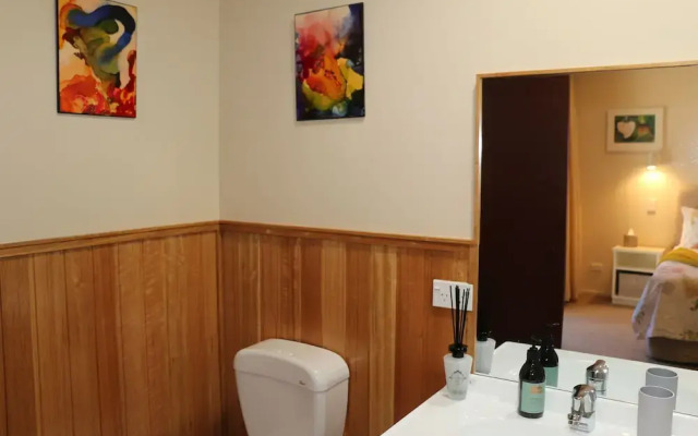 Coromandel Views Bed and Breakfast