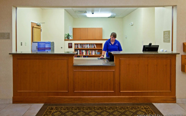 Candlewood Suites Louisville North by IHG