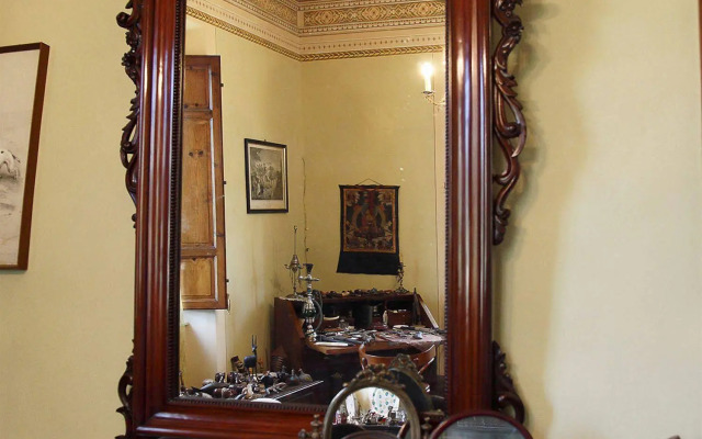 Marta Guest House