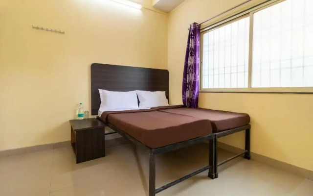 Shree Gajanan by OYO Rooms