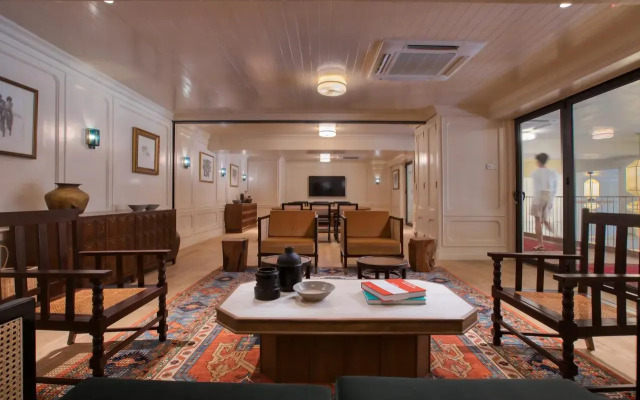 The Chow Kit - an Ormond Hotel