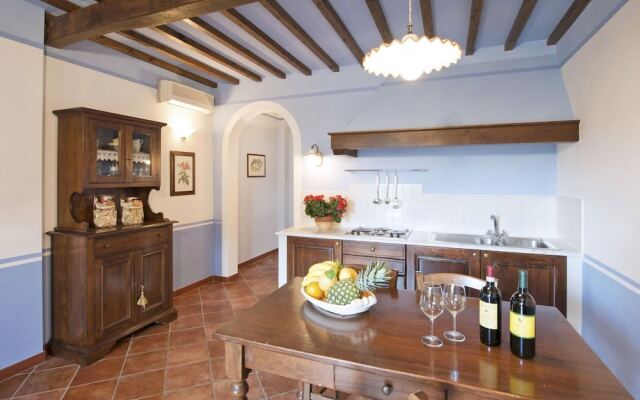 Lari Pancole in Pancole