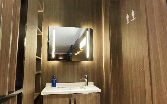 Hanting Hotel Qingdao Chengyang Wanda Plaza store