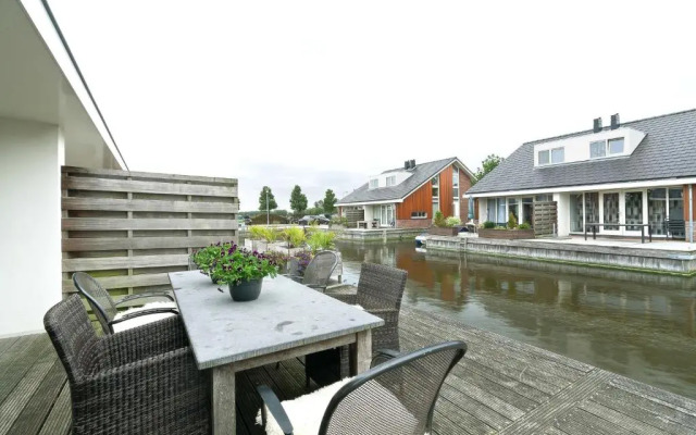Boathouse Suburban Amsterdam