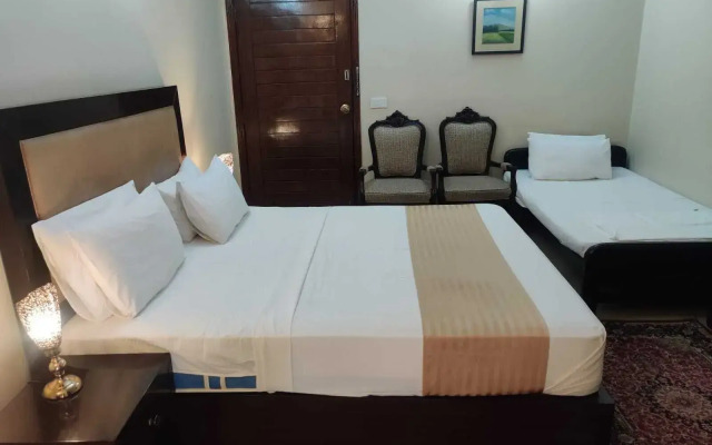 Pak Continental Hotel